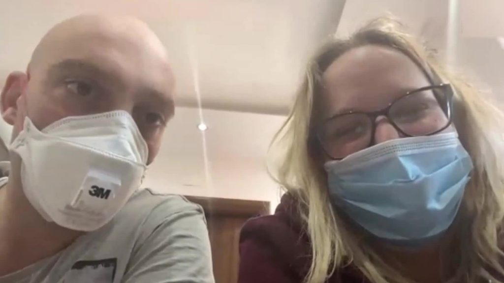 Coronavirus, parla la donna incinta guarita con il plasma: "Un miracolo"
