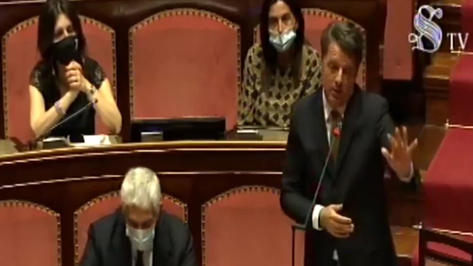 Renzi: "Sì al Mes, ma quale sarà il ruolo dell'Italia e dell'Europa?"