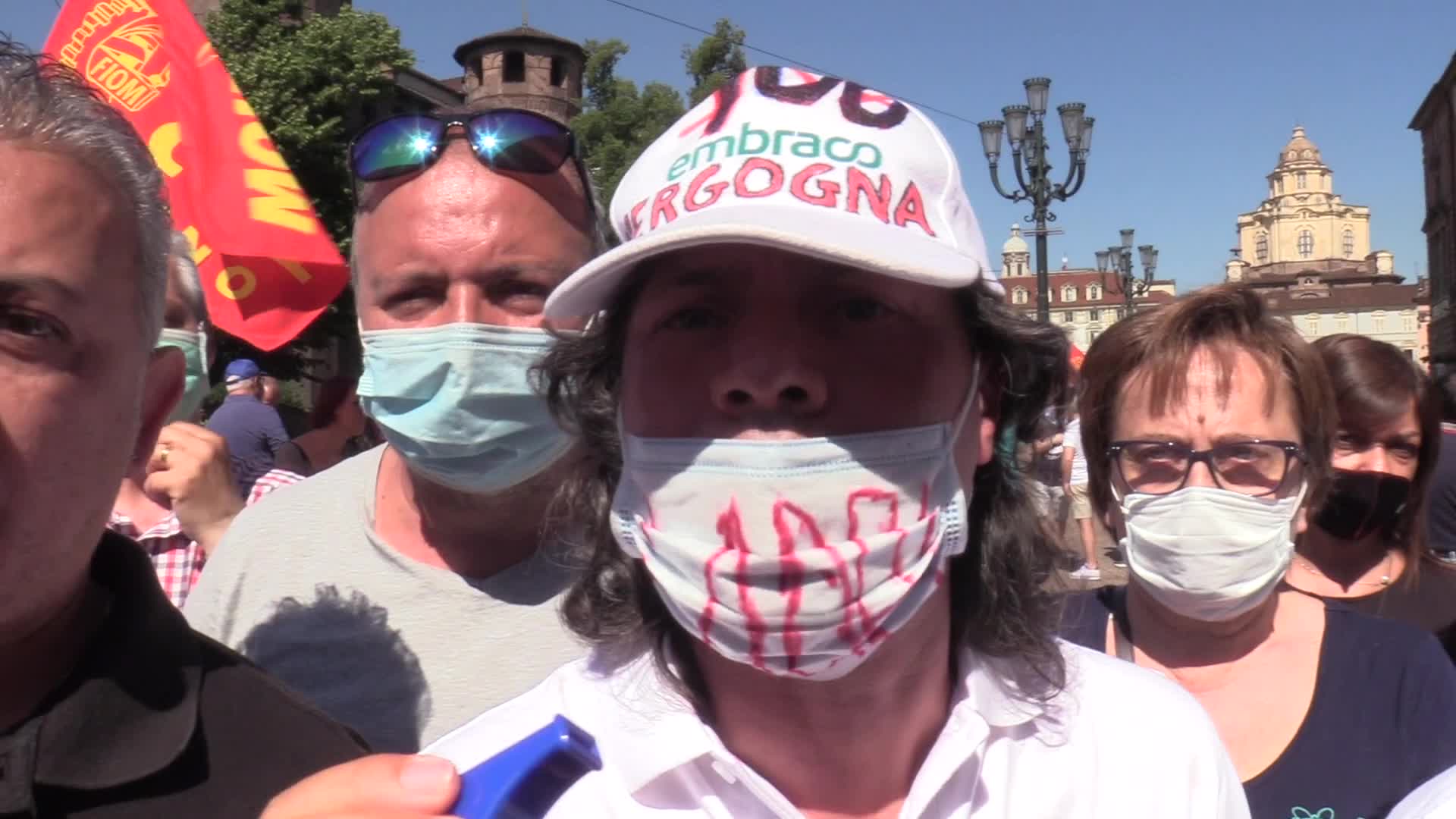 Ex Embraco, lavoratori di nuovo in piazza contro il Governo