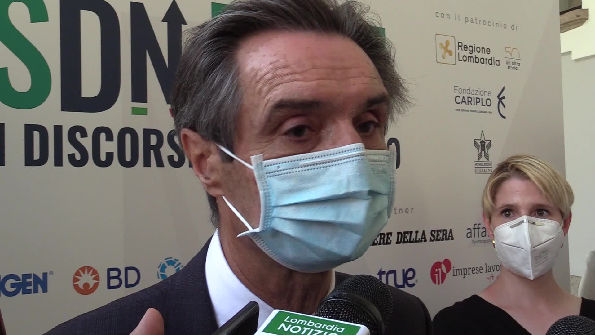 Lombardia, Fontana: "Obbligo mascherina credo ancora per 15 giorni"