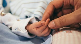 Istat: nel 2020 minimo storico <br> di nascite e massimo di decessi