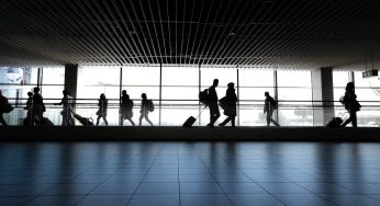 Fase 3, le regole per chi viaggia in aereo: stretta sui bagagli a mano