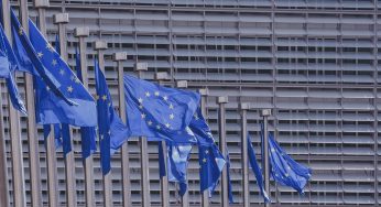 Fase 3, l’Ue riapre le frontiere: <br/> ok a 15 Paesi, compresa la Cina
