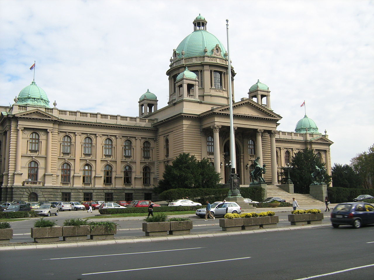 Belgrado, Parlamento Serbia