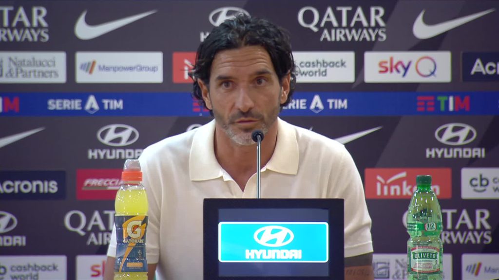 Roma-Parma, Lucarelli: "Negato rigore solare, a cosa serve il Var?"