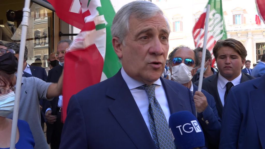 Caos Liguria, Forza Italia manifesta sotto Montecitorio