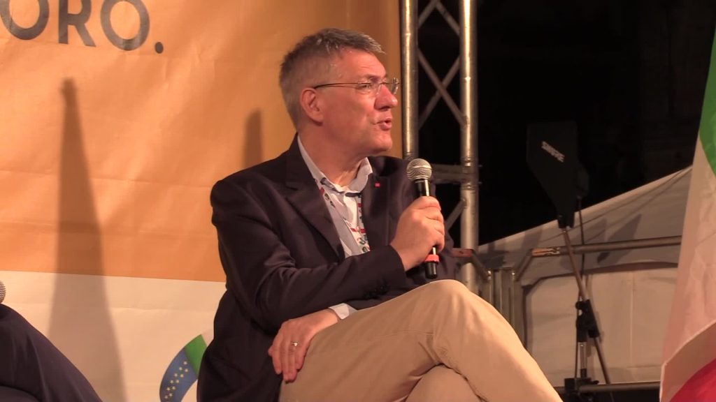 Landini: "Il lavoro sconfiggerà il virus"
