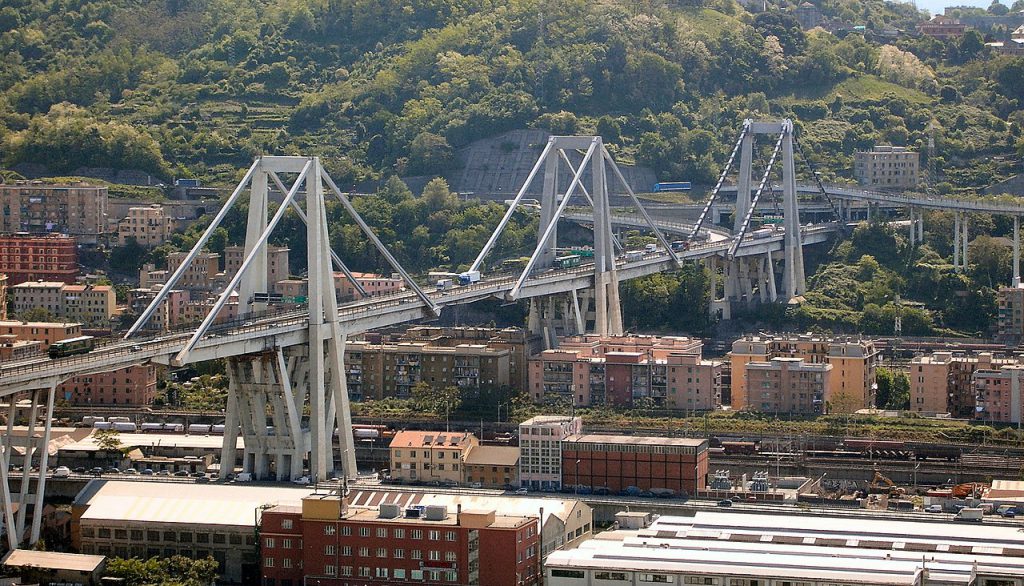 Ponte Morandi, processo al via. Familiari vittime: "Inizia nostra battaglia"