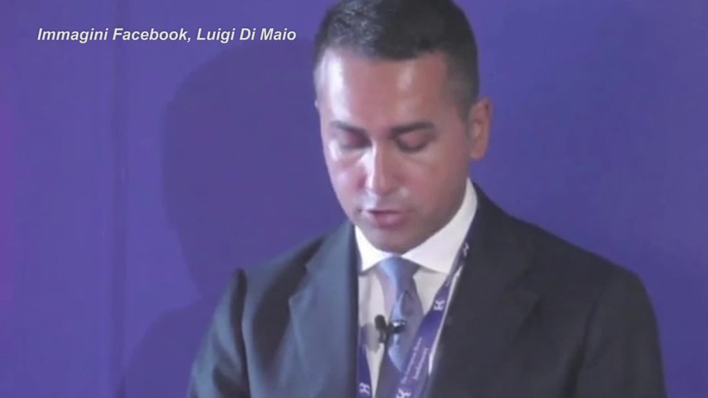 Di Maio al Forum Ambrosetti: "Crescita e non guerre commerciali"