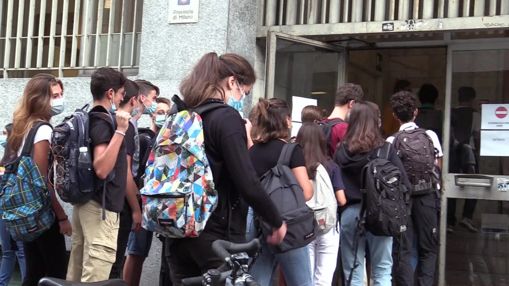 Quando si tornerà a scuola in presenza? Gli scenari dal 7 gennaio
