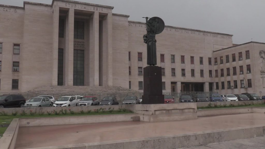 Università, Messa: “In estate sarà possibile laurearsi in presenza”