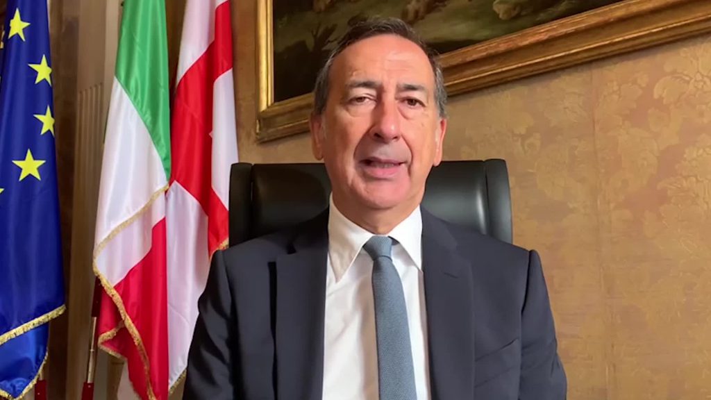 Milano va verso il lockdown, Sala: "Misure severe ma le rispetteremo"