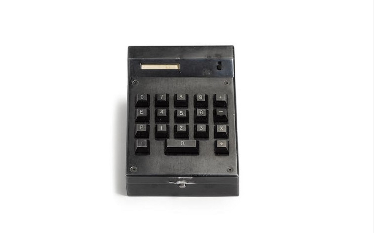 La calcolatrice portatile a batteria di Texas Instruments