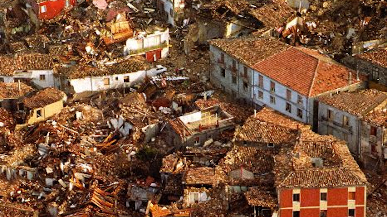 23 novembre 1980, 41 anni fa il terremoto che distrusse l'Irpinia