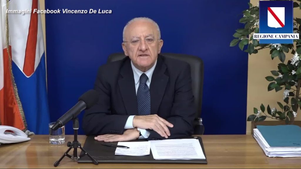 Covid, De Luca: "Quest'anno Natale e Capodanno non esistono o è il disastro"