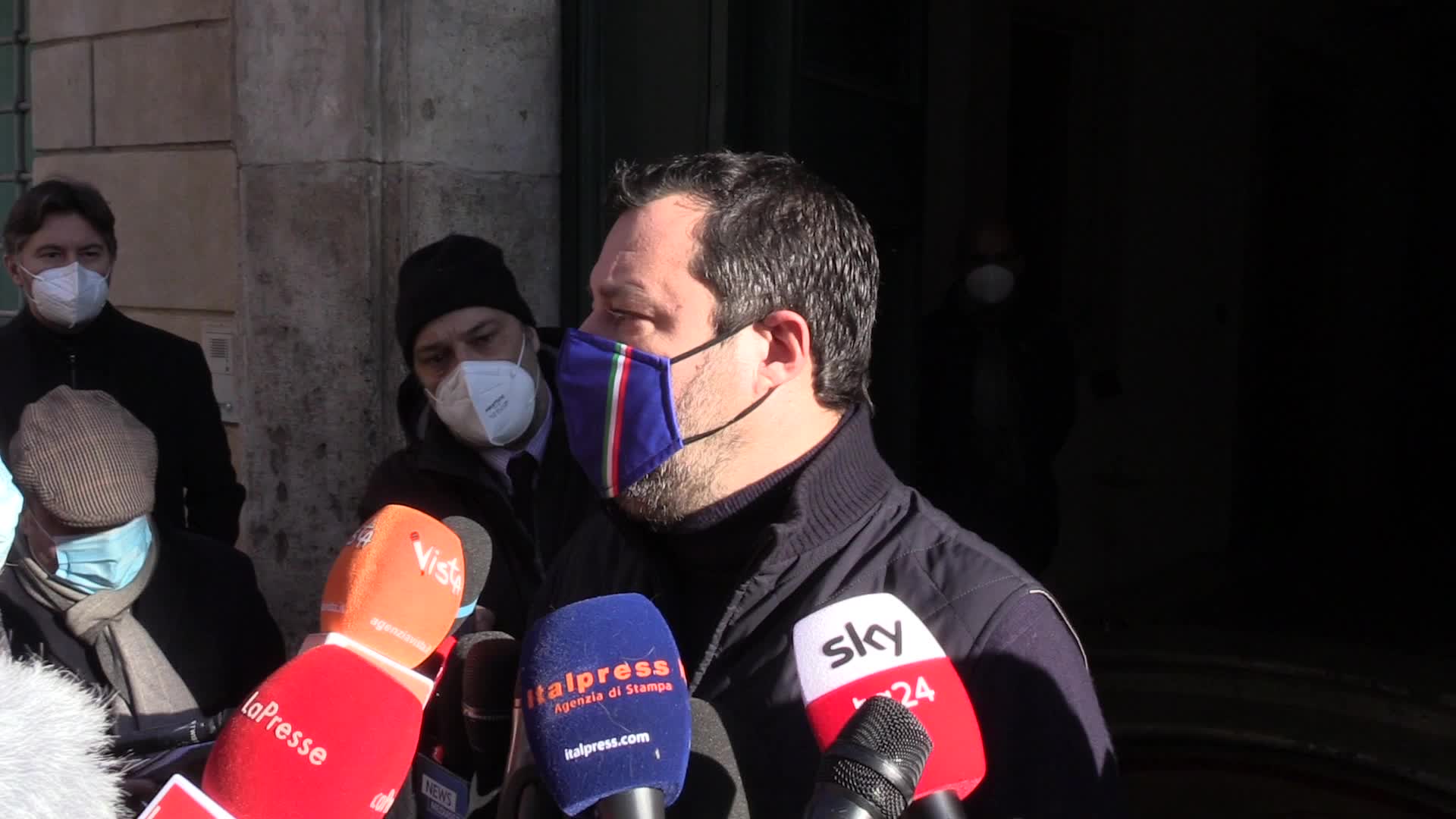 Governo, Salvini contro Conte: "Centrodestra disponibile, lui è scomparso"