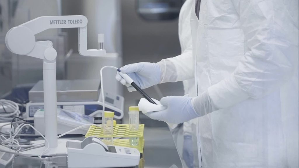 Che fine hanno fatto i vaccini italiani? Pesa l’assenza di fondi