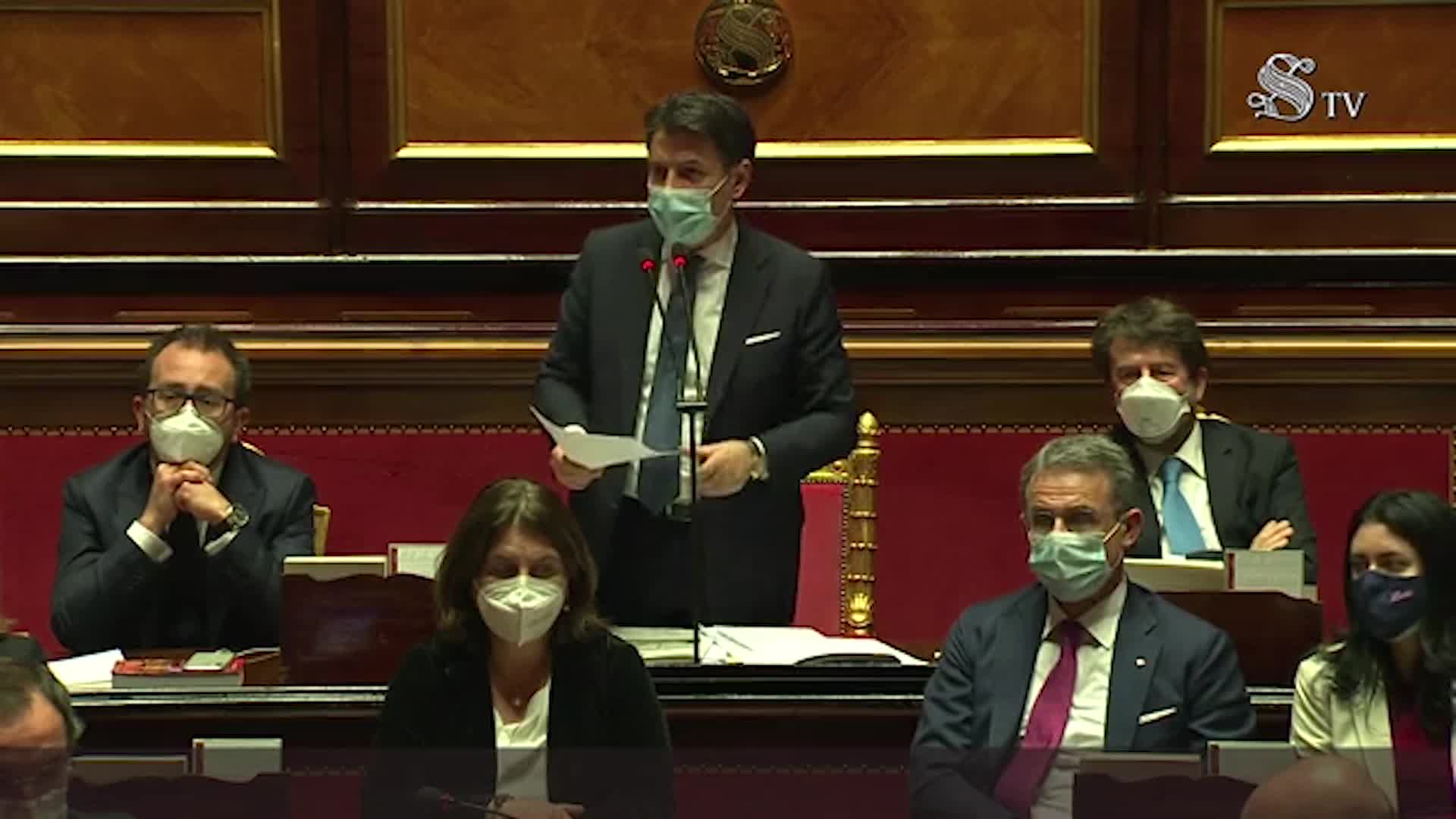 Conte in Senato: "Non abbiamo mai chiuso la porta al dialogo con Iv"