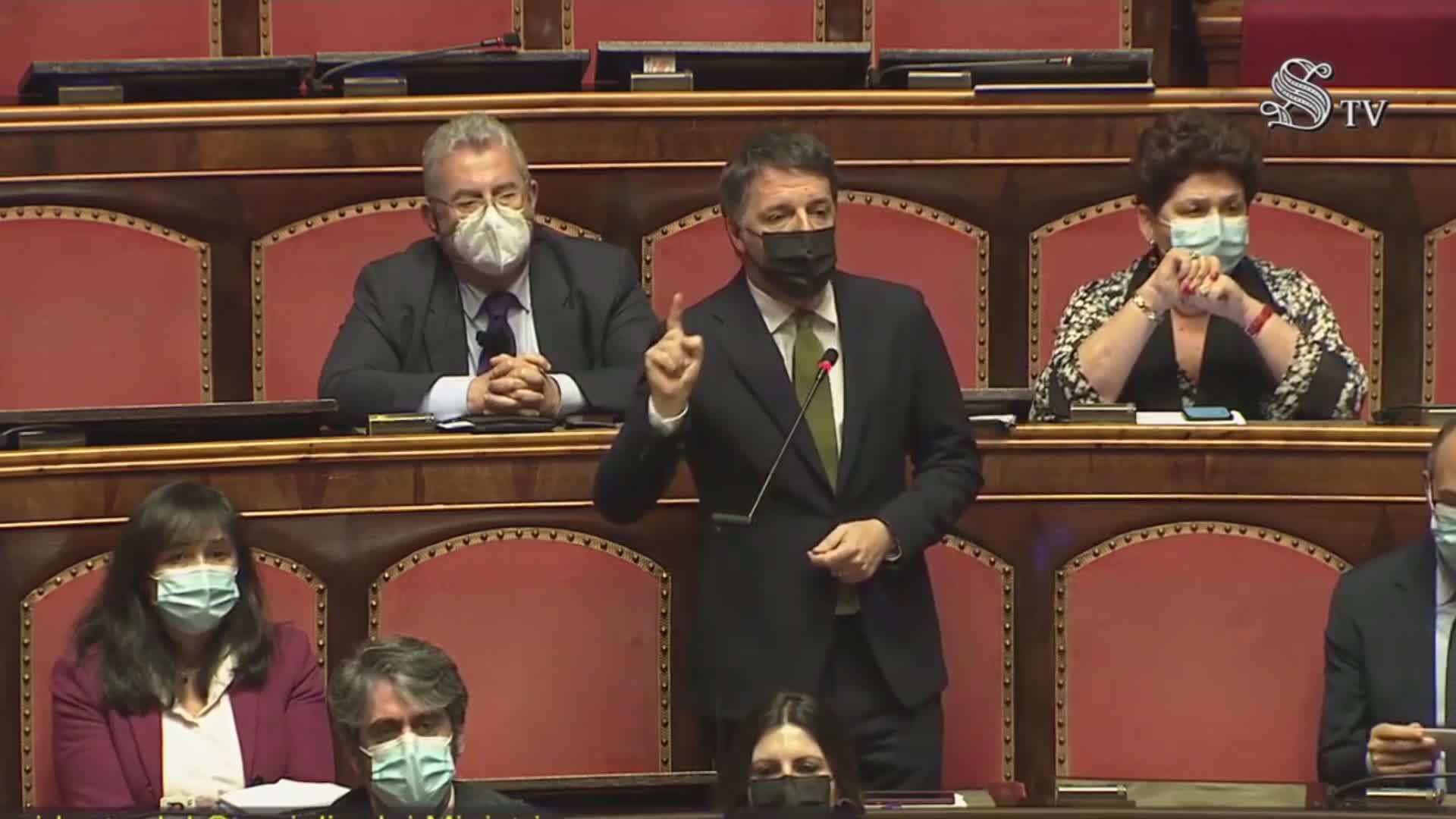 L'attacco di Renzi a Conte in Senato