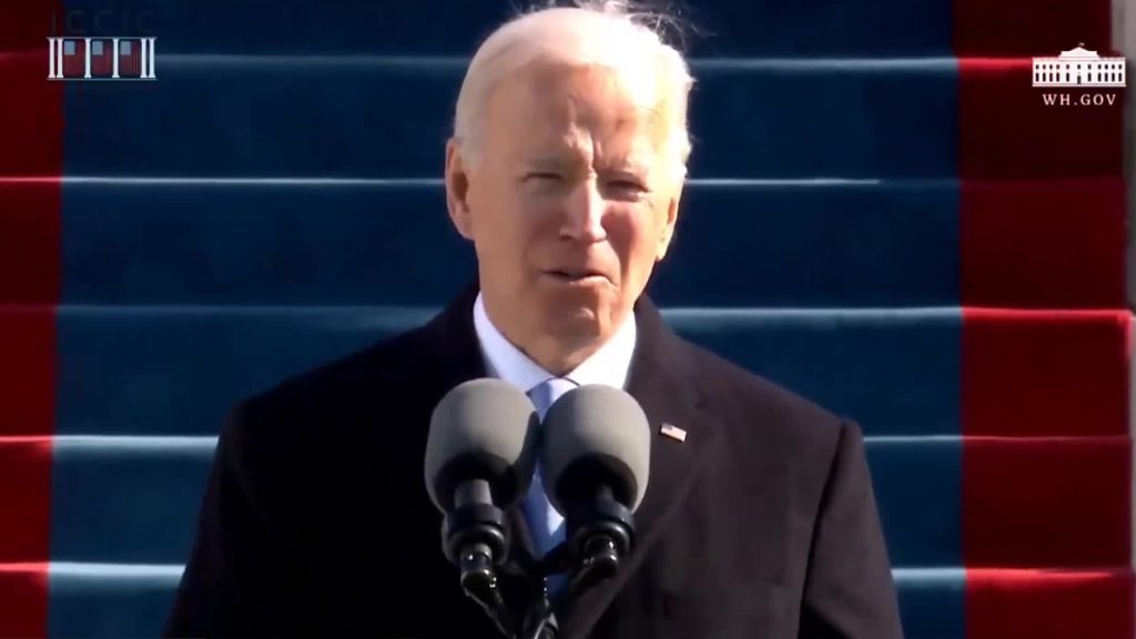 Biden, toni da ‘guerra da fredda’: “Putin? È un assassino”