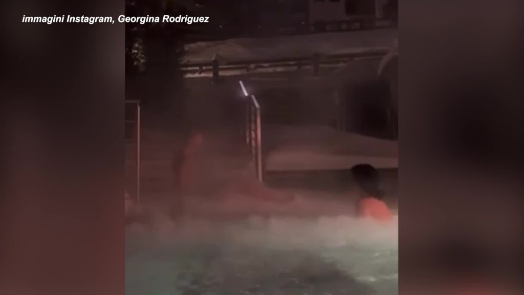 CR7 e Georgina da bollino rosso a Courmayeur, zona arancione violata