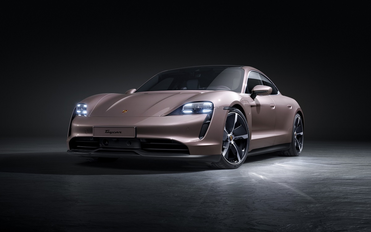 Porsche Taycan, presentato un modello “economico”