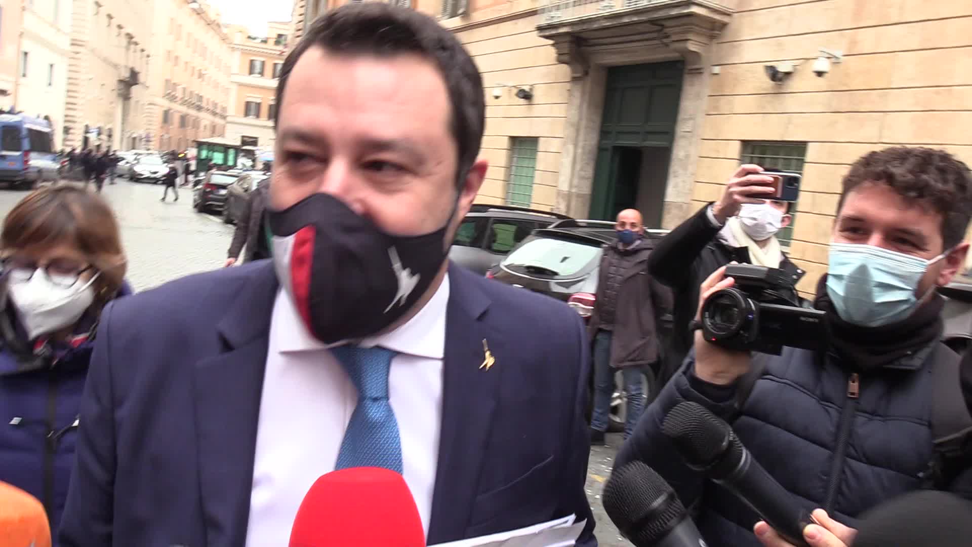 Governo, Salvini su Draghi: "È un bel giorno per l'Italia"