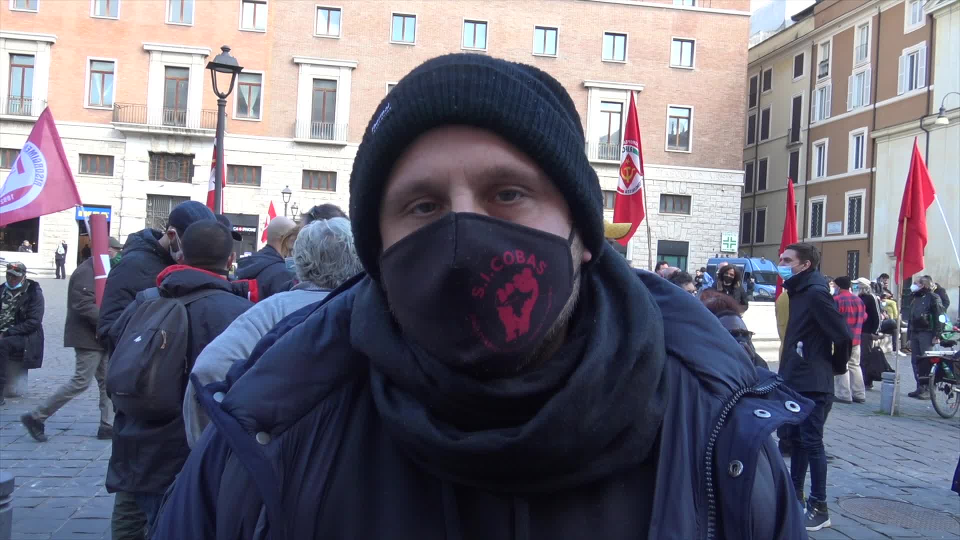Draghi, a Roma manifestanti in piazza contro il nuovo governo