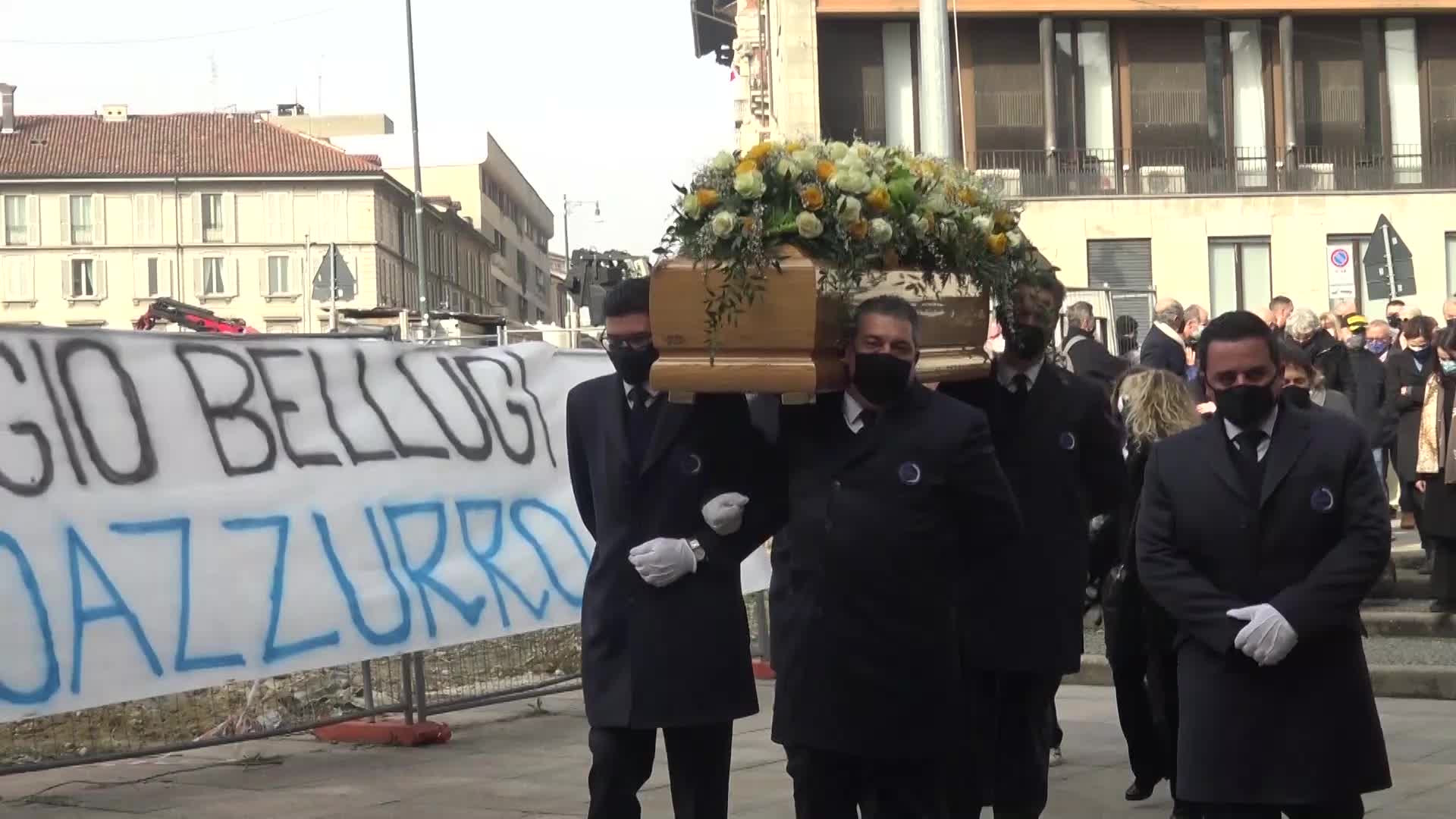 Bellugi, funerali a Milano: "Era un uomo unico, lascia vuoto immenso"
