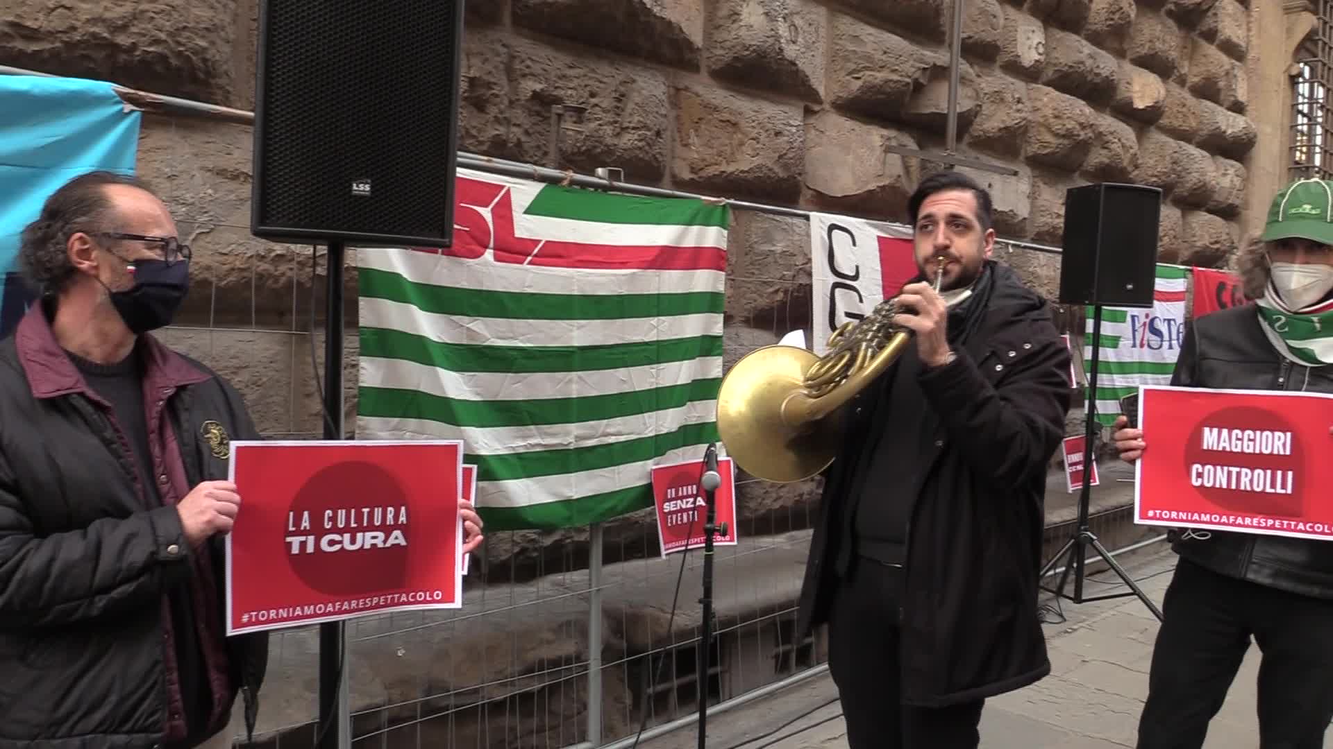 Spettacolo, proteste dei sindacati a Roma e Firenze