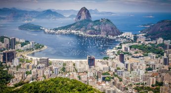 Carnevale vietato, a Rio de Janeiro non ci stanno: centinaia di arresti