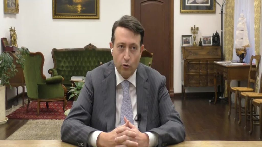 Vaccino Sputnik V, Trani: "Nessuna mediazione politica"