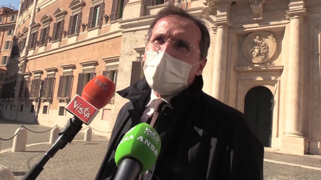 Il Pd 'tifa' per Conte alla guida del M5s. Boccia: "Speranza per il Paese"