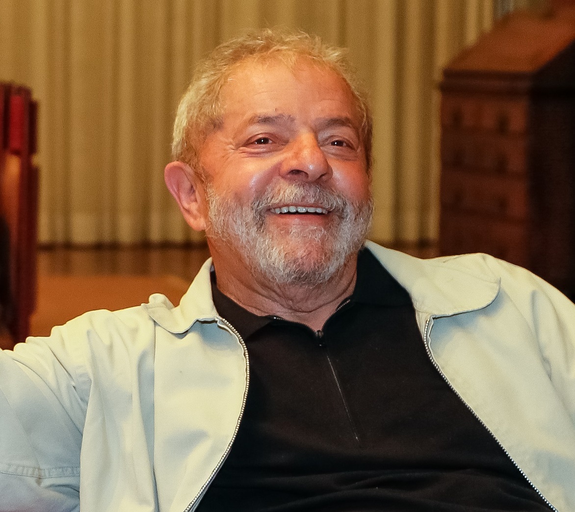 Brasile, annullate le condanne all’ex presidente Lula: potrà ricandidarsi