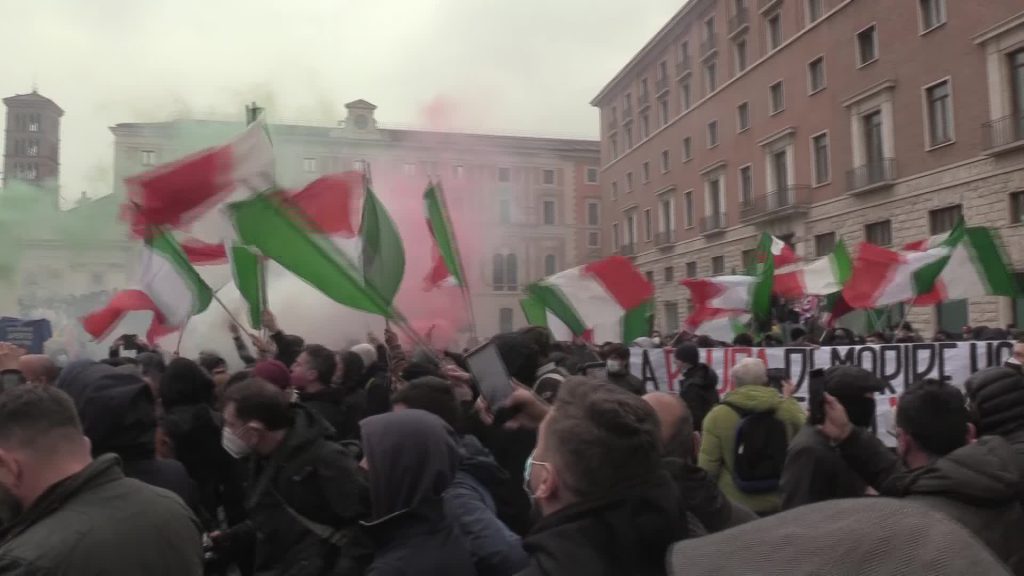 Roma, CasaPound, Io Apro