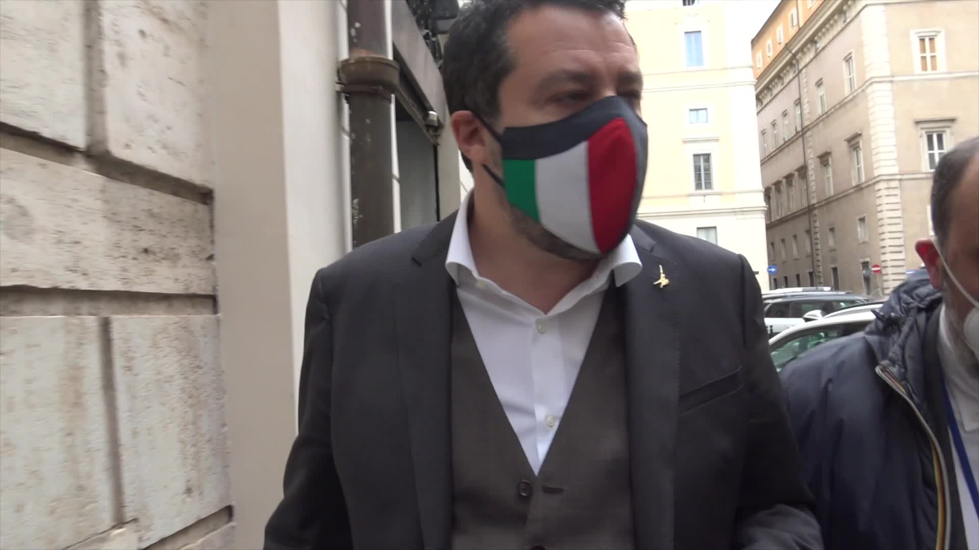Salvini su Grillo: "In un paese normale avrebbe già chiesto scusa"