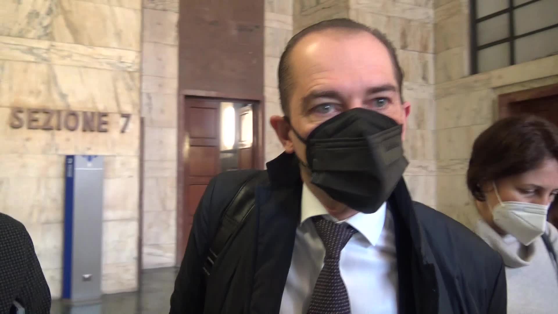 Ruby ter, legale Berlusconi: "Sulle sue condizioni hanno influito strascichi del Covid"