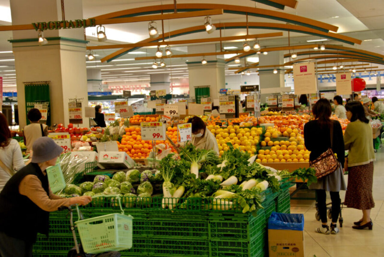 Covid, tracce del virus scoperte anche nei supermercati