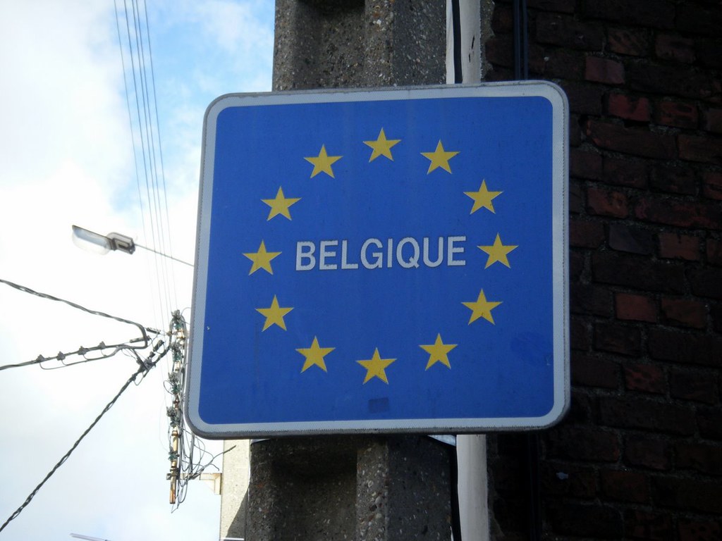 Belgio, un contadino ‘allarga’ il confine a discapito della Francia
