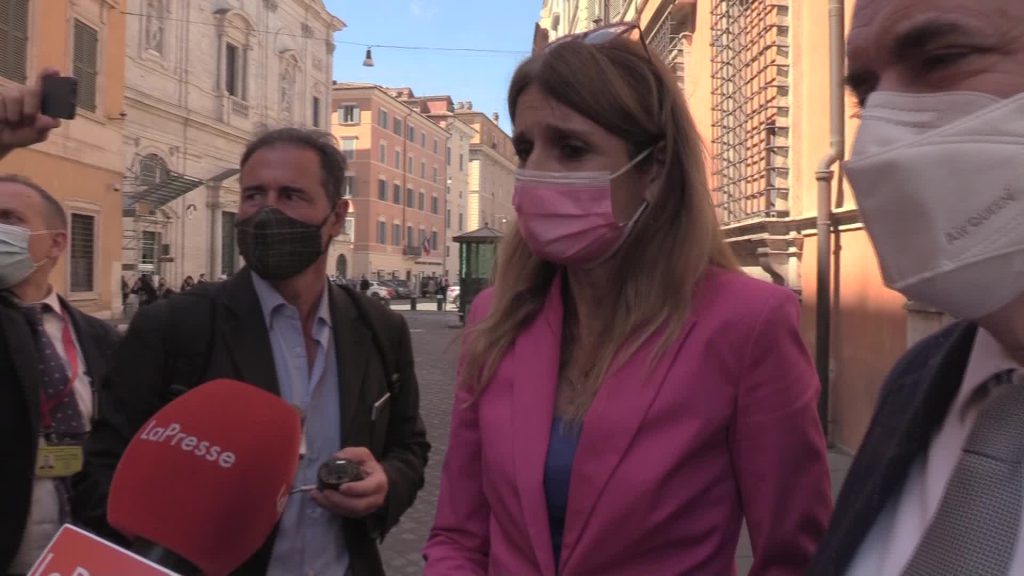 Ddl Zan, la commissione Giustizia ha deciso che sarà discusso da solo