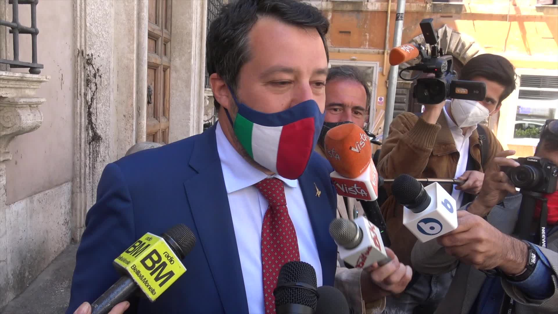 Copasir, Volpi lascia la presidenza. Salvini: "Mi aspetto altre dimissioni"