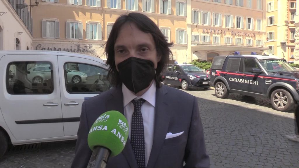 M5S: vitalizi, ddl Zan, caso piscine e progetto Conte i temi affrontati