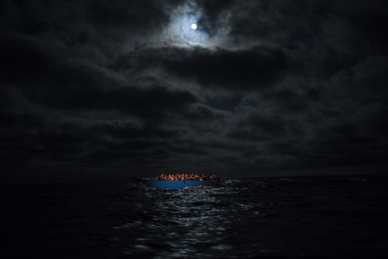 Migranti, in 24 ore sono sbarcate più di 2000 persone a Lampedusa