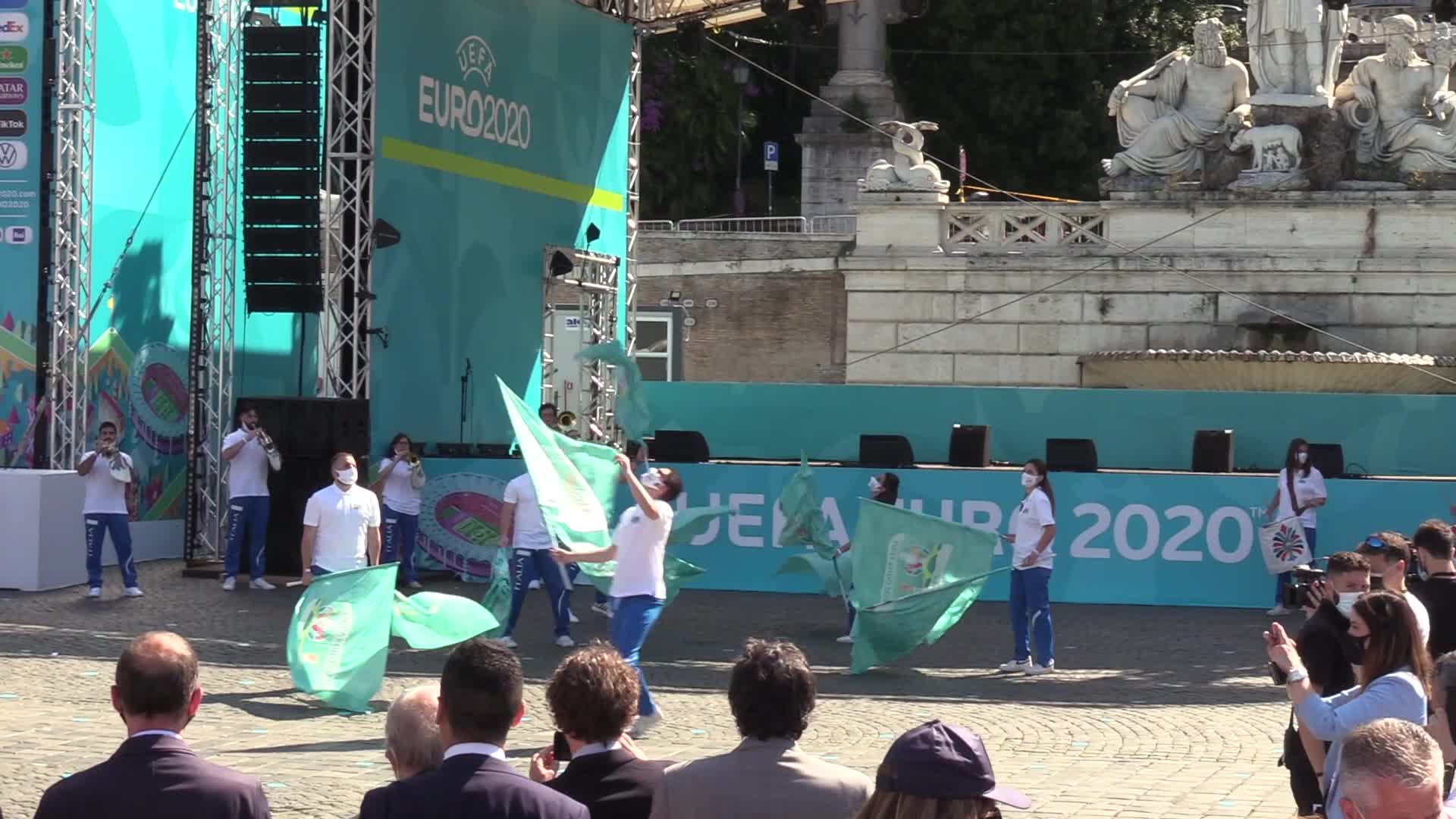 Europei, inaugurata fan zone a piazza del Popolo