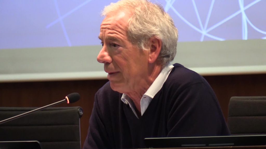 Covid, l'allarme di Bertolaso: "Lombardia tiene ma il colore può cambiare"