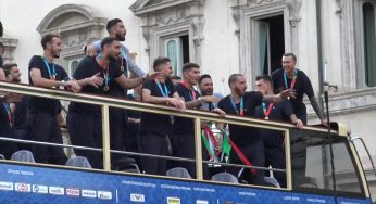 Euro 2020, il bus scoperto è un caso: la Figc replica al prefetto di Roma