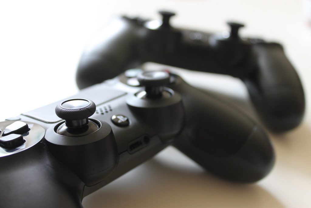 Lele Adani sarà il commentatore tecnico in Fifa 22: l’annuncio EA