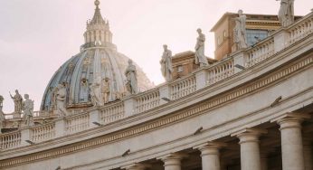 Vaticano, fondi Segreteria di Stato: a giudizio cardinale Becciu e altri 9
