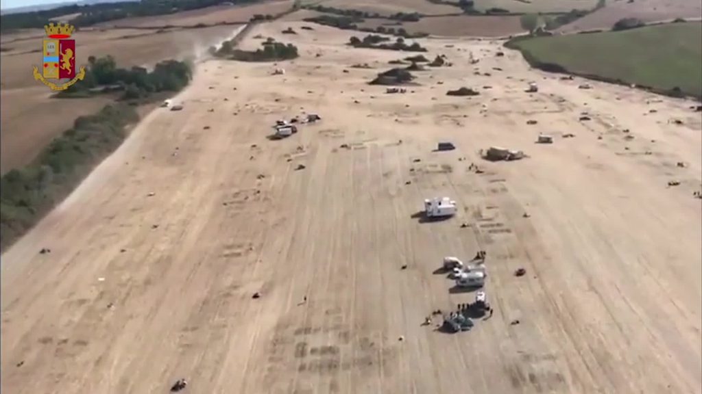 Rave party finito a Valentano: giovani tentano fuga, cosa succede ora