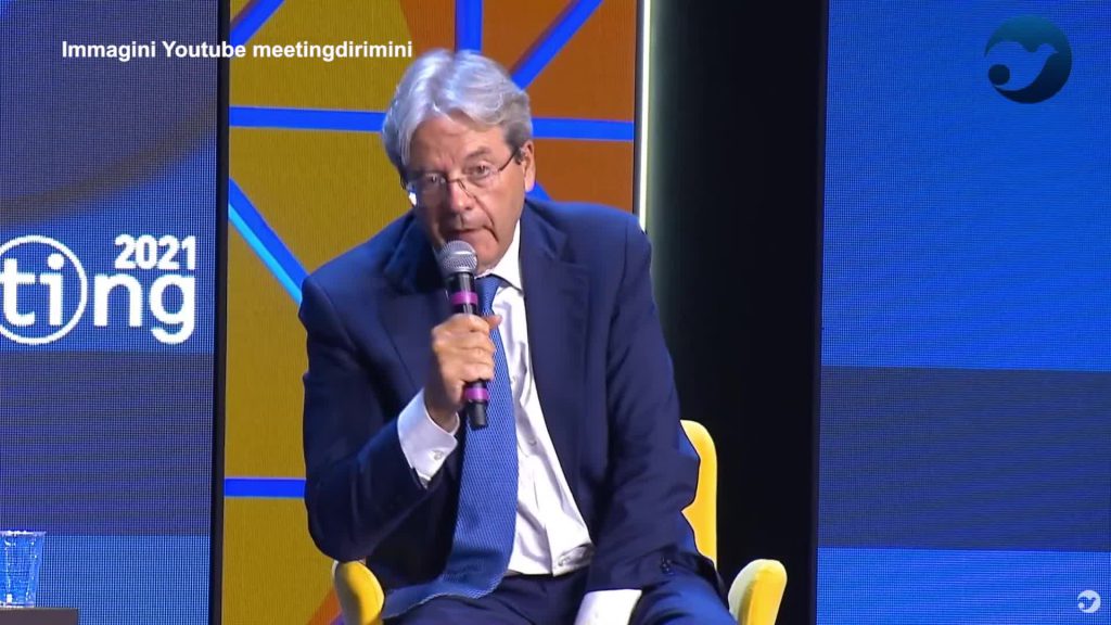 Gentiloni su Afghanistan: "Debacle dell'Occidente. Non doveva finire così"